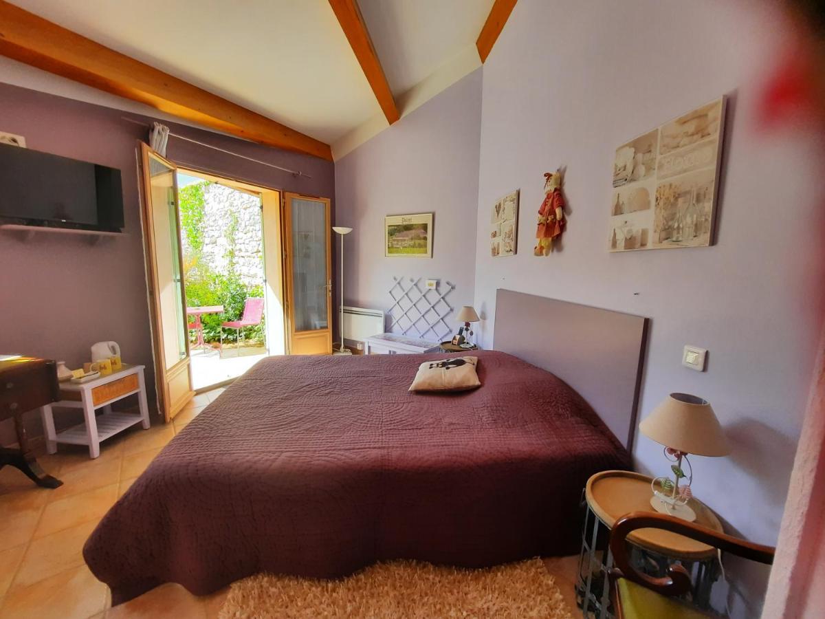 Bed and Breakfast Louminai Donzere Екстер'єр фото