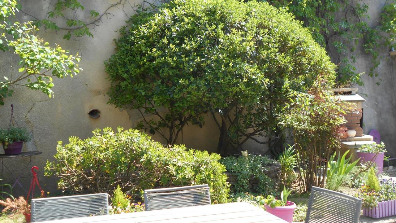 Bed and Breakfast Louminai Donzere Екстер'єр фото