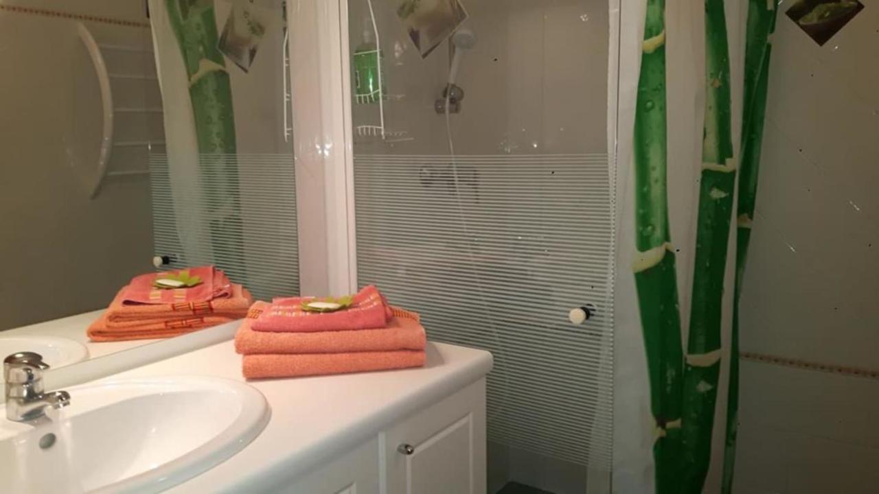 Bed and Breakfast Louminai Donzere Екстер'єр фото