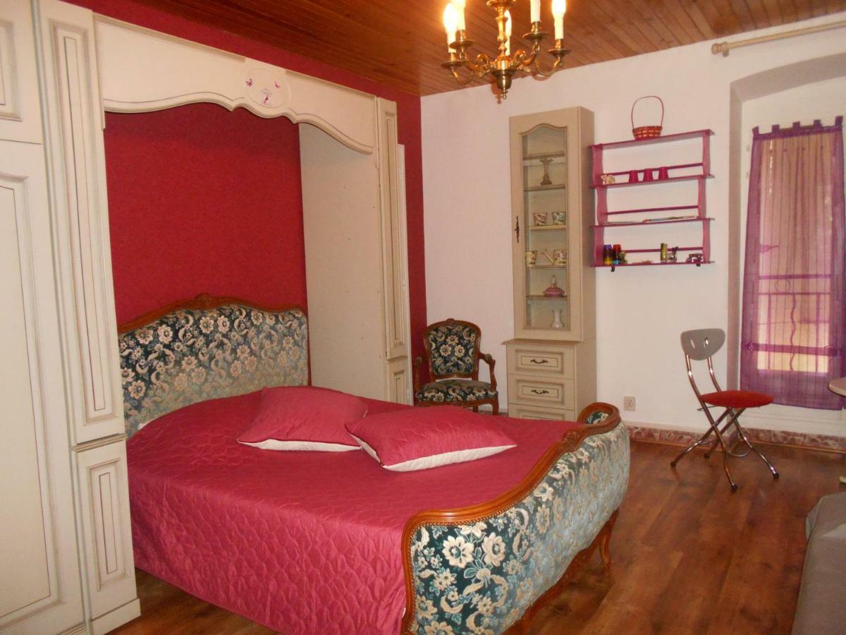 Bed and Breakfast Louminai Donzere Екстер'єр фото