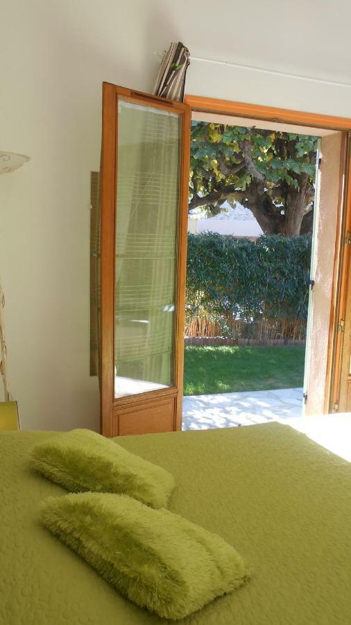 Bed and Breakfast Louminai Donzere Екстер'єр фото
