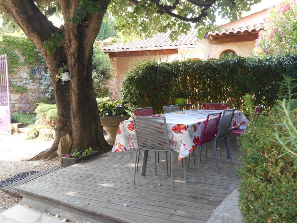 Bed and Breakfast Louminai Donzere Екстер'єр фото