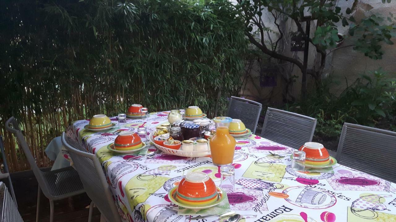 Bed and Breakfast Louminai Donzere Екстер'єр фото