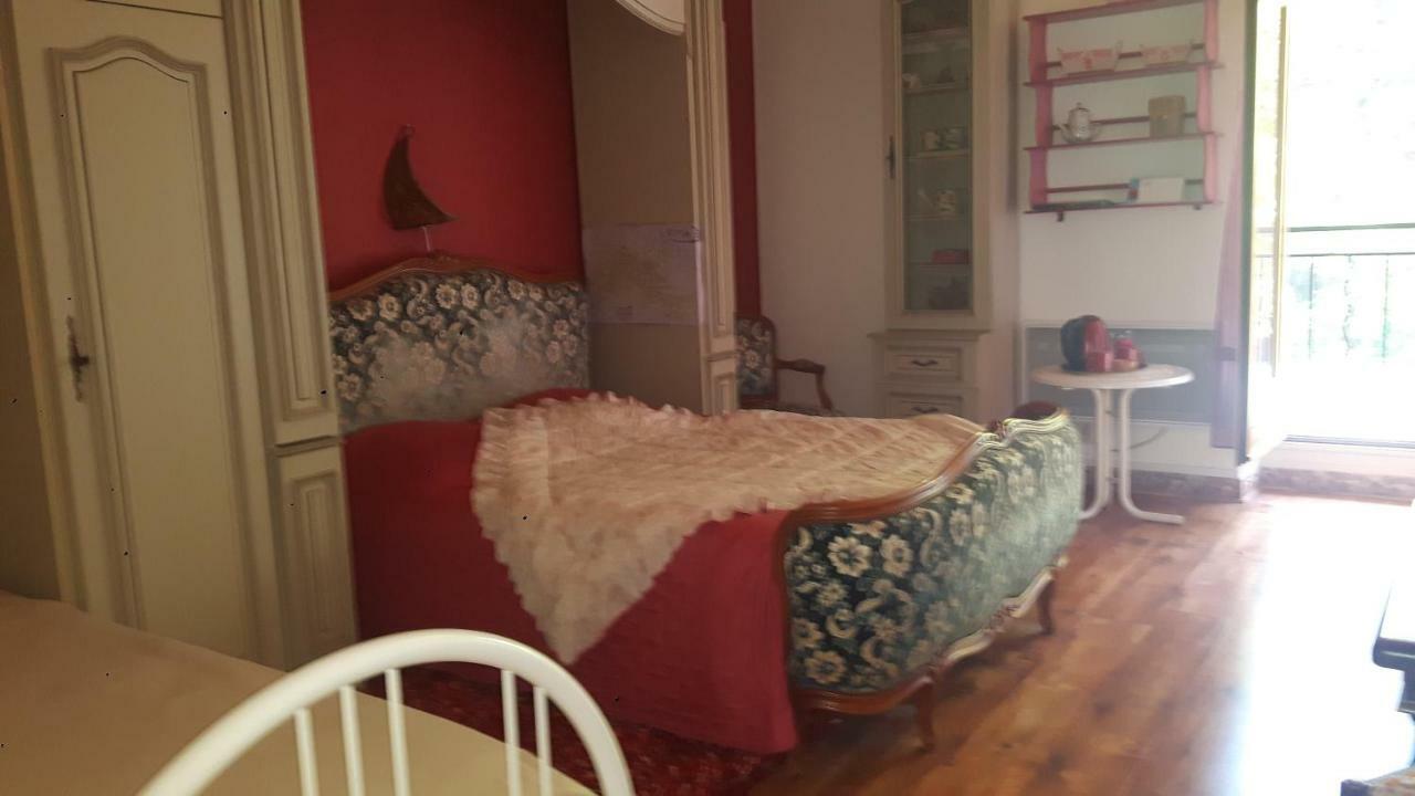 Bed and Breakfast Louminai Donzere Екстер'єр фото